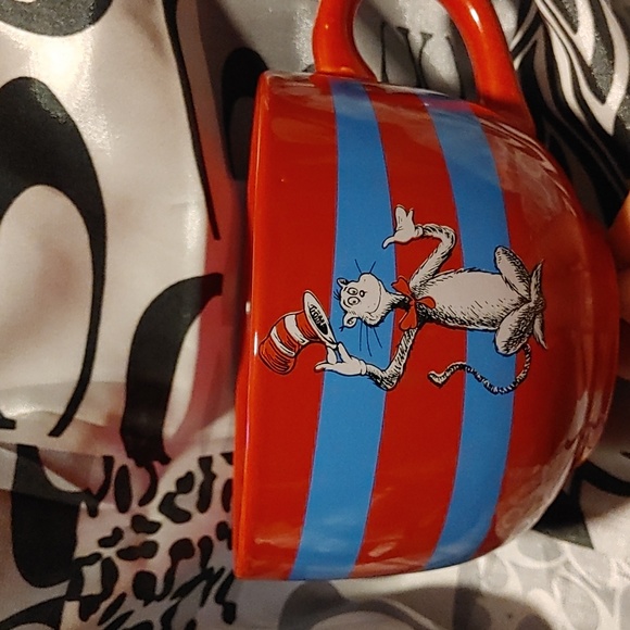 2/$20 Dr. Seuss Soup Cup - Picture 1 of 5